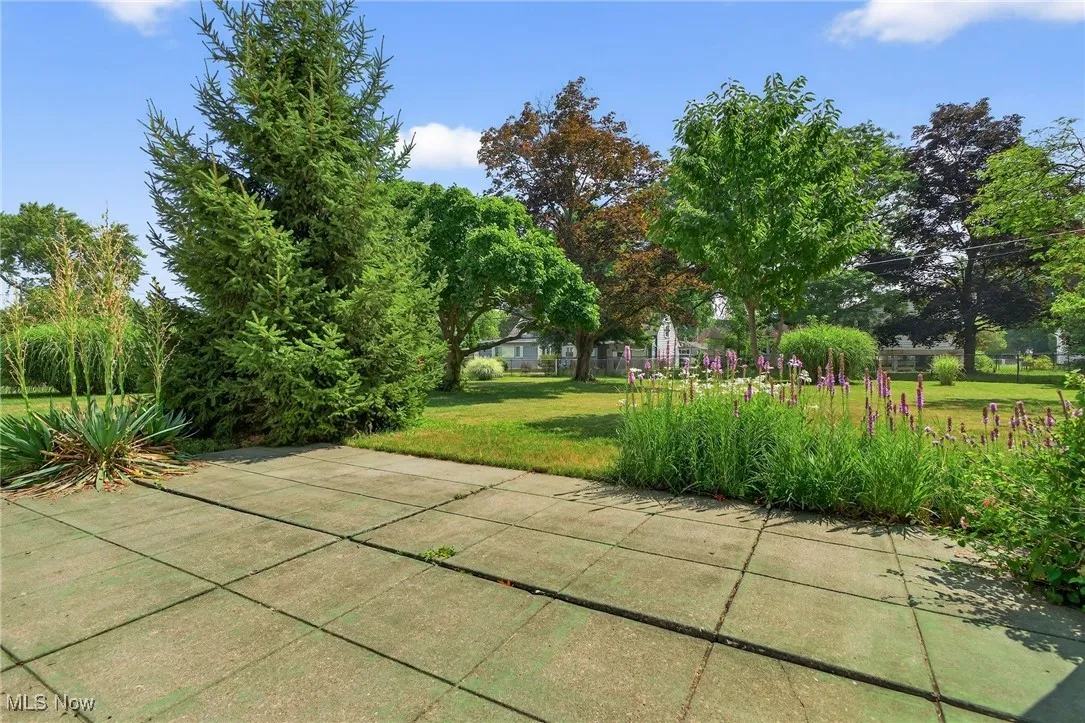 2735 W Asplin Drive, Rocky River, Ohio,MLS Now Listing ID