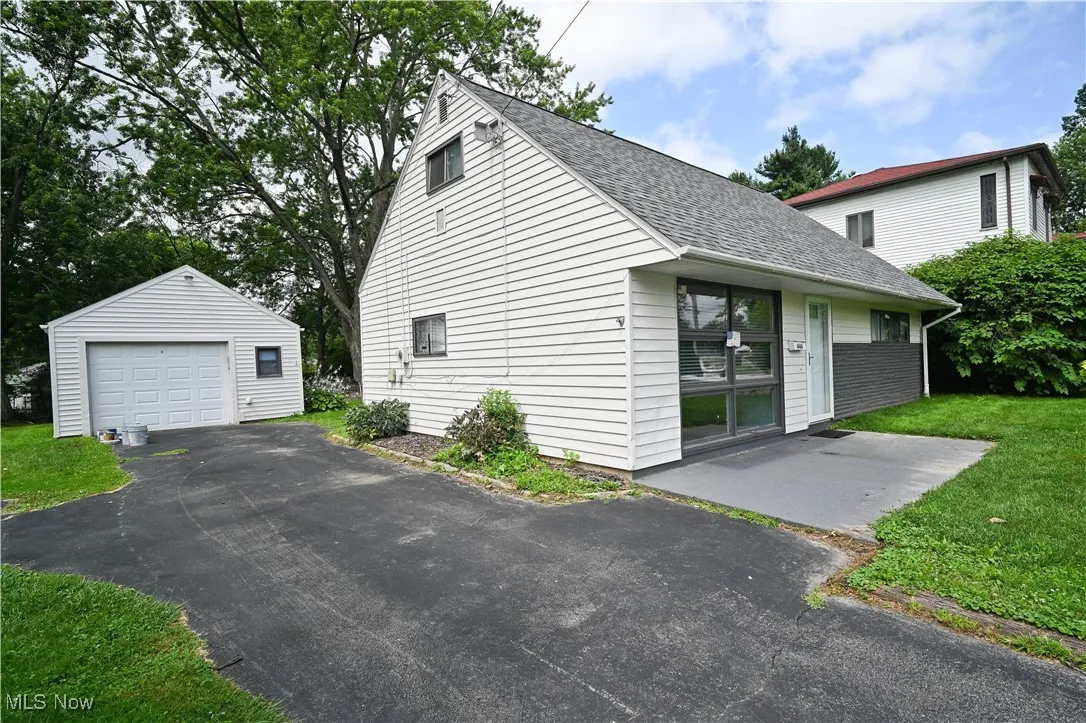 446 S Edgehill Avenue, Austintown, Ohio,MLS Now Listing ID