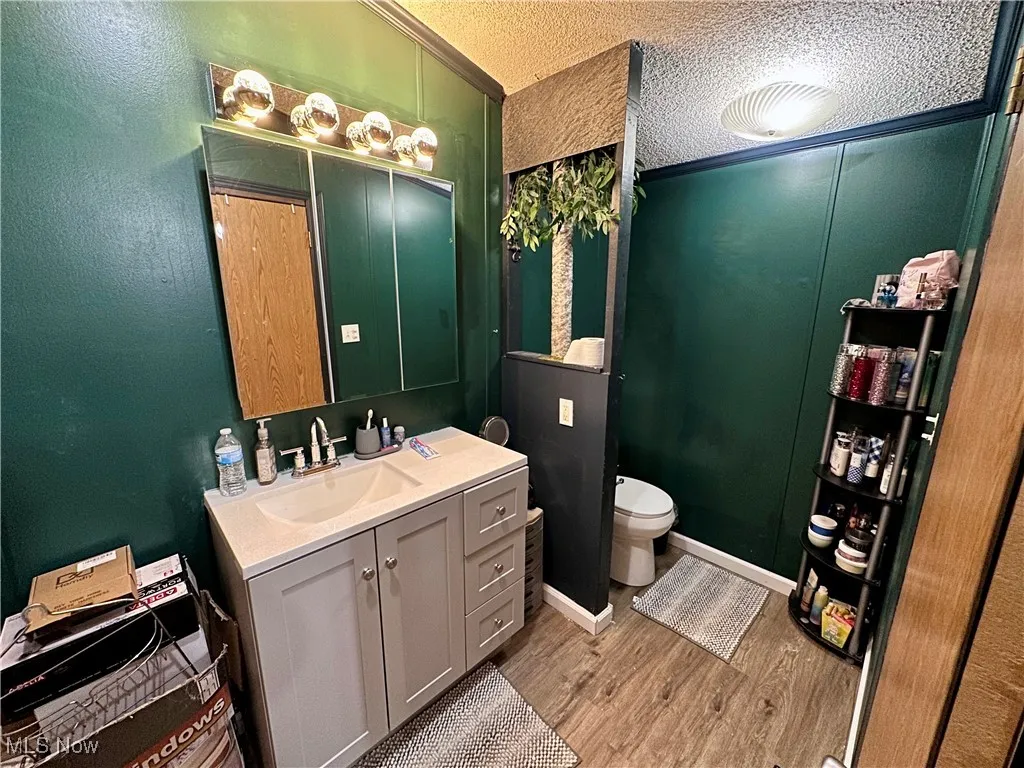 8 Susan, Chardon, Ohio,MLS Now Listing ID