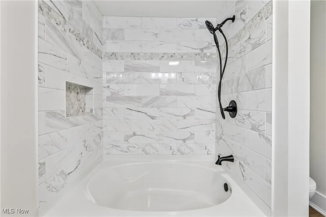 Tiled shower / tub combo
