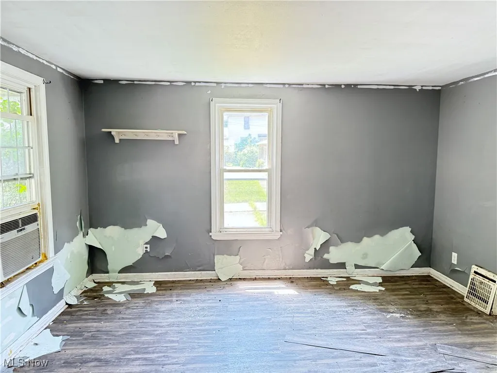 354 Julien Avenue, Akron, Ohio,MLS Now Listing ID