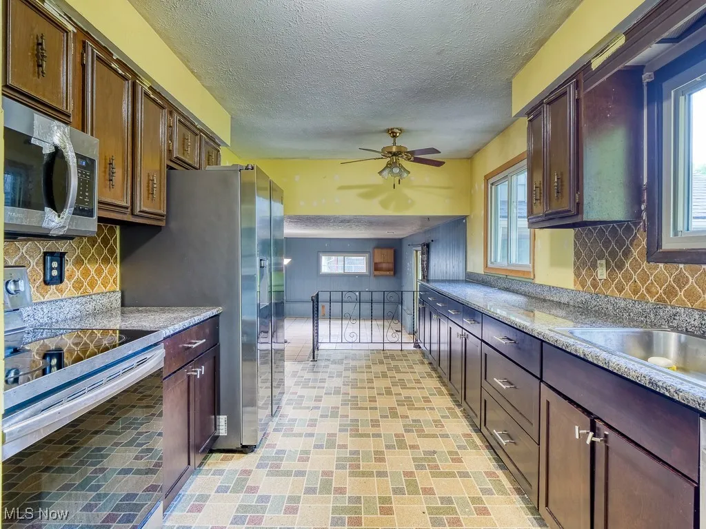 452 Deleware Drive, Brunswick, Ohio,MLS Now Listing ID