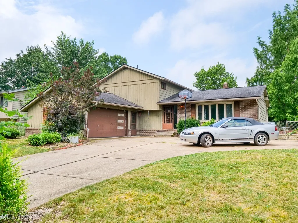 452 Deleware Drive, Brunswick, Ohio,MLS Now Listing ID
