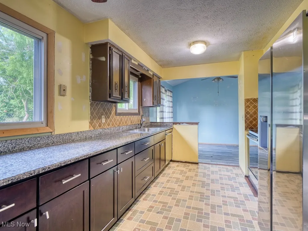 452 Deleware Drive, Brunswick, Ohio,MLS Now Listing ID