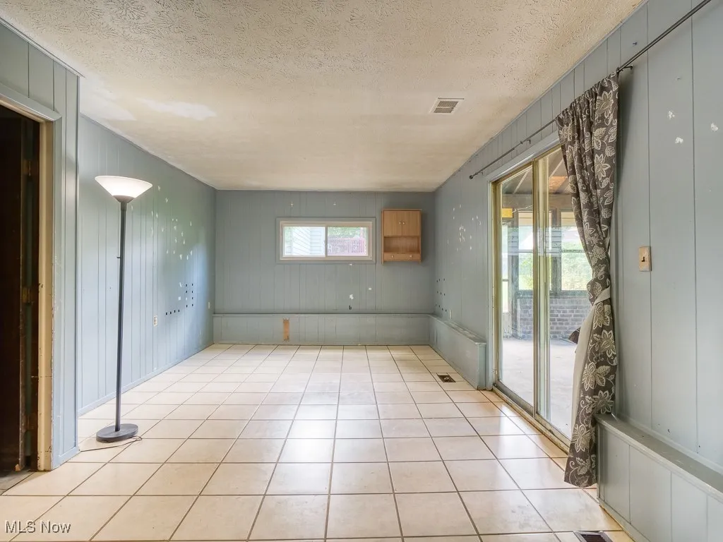 452 Deleware Drive, Brunswick, Ohio,MLS Now Listing ID