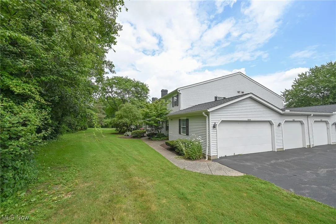 17672 Eastbrook Trail, Chagrin Falls, Ohio,MLS Now Listing ID