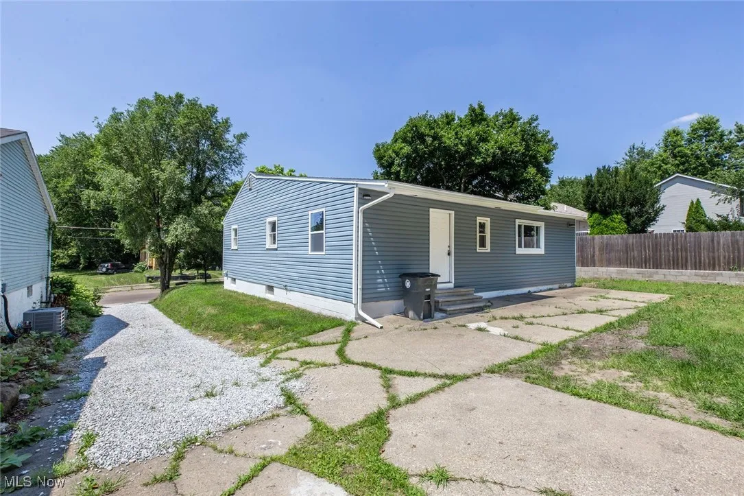 333 Eastland Avenue, Akron, Ohio,MLS Now Listing ID