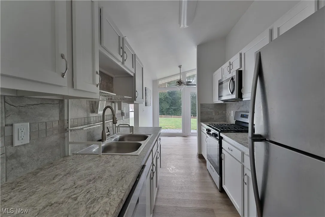 476 Blossom Avenue, Campbell, Ohio,MLS Now Listing ID