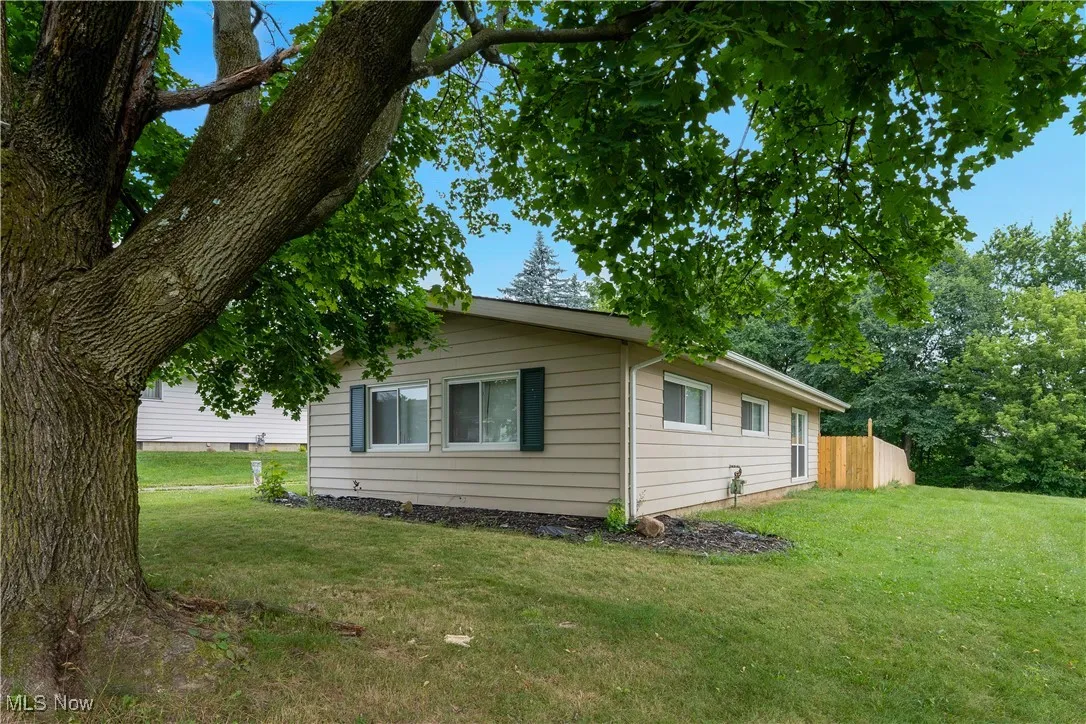 476 Blossom Avenue, Campbell, Ohio,MLS Now Listing ID