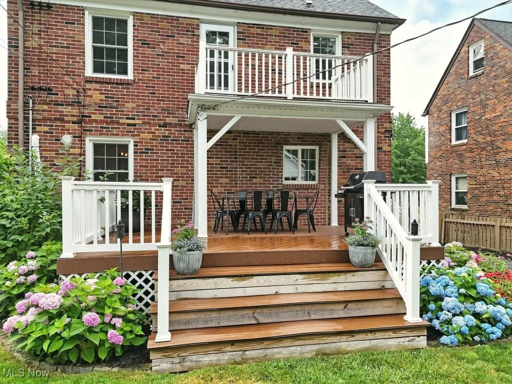 Close up of new back deck area