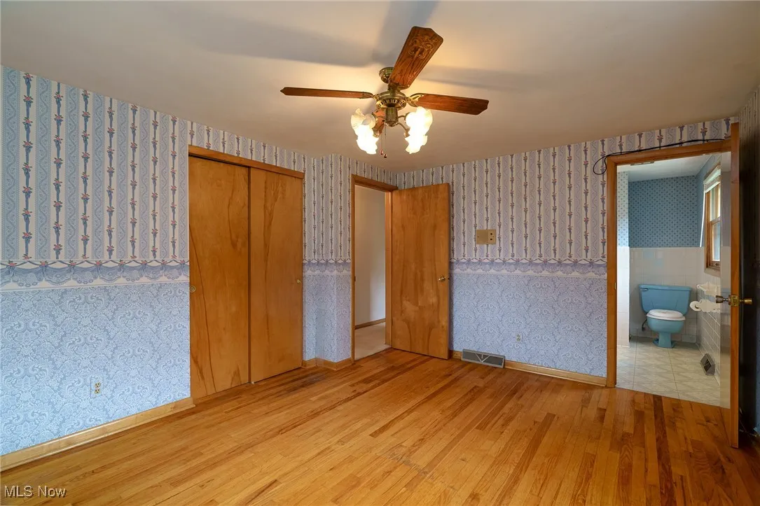 Private entrance to second floor bath