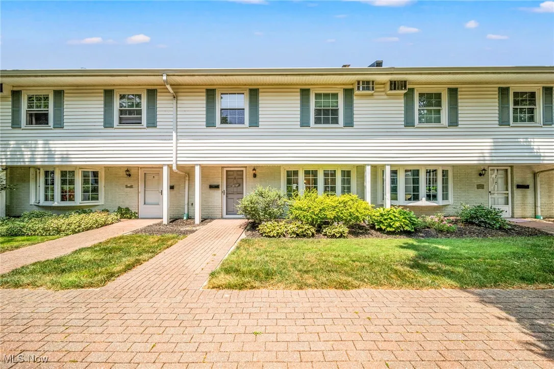 15 Meadowlawn Drive # 6, Mentor, Ohio 44060,MLS Now Listing ID