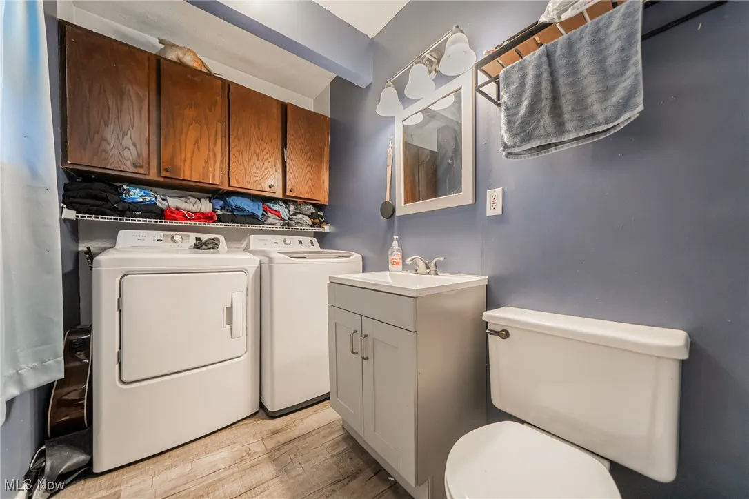 277 Bath & Laundry