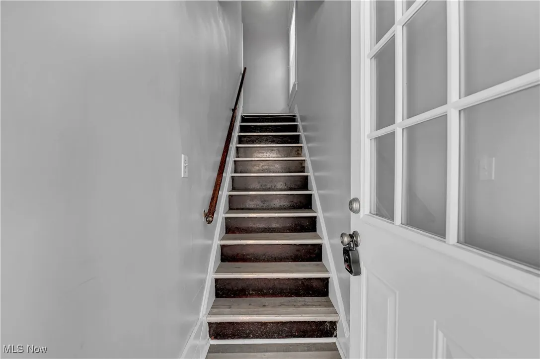 1290 Hall Avenue # UP, Lakewood, Ohio,MLS Now Listing ID