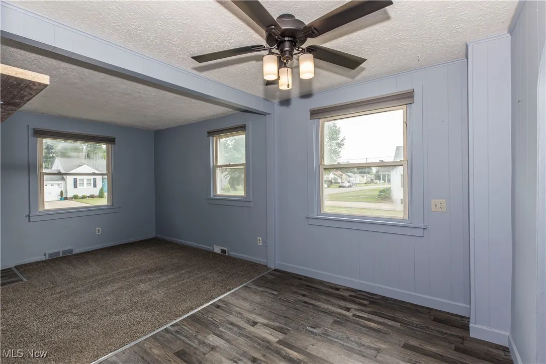 corner view of dinning room