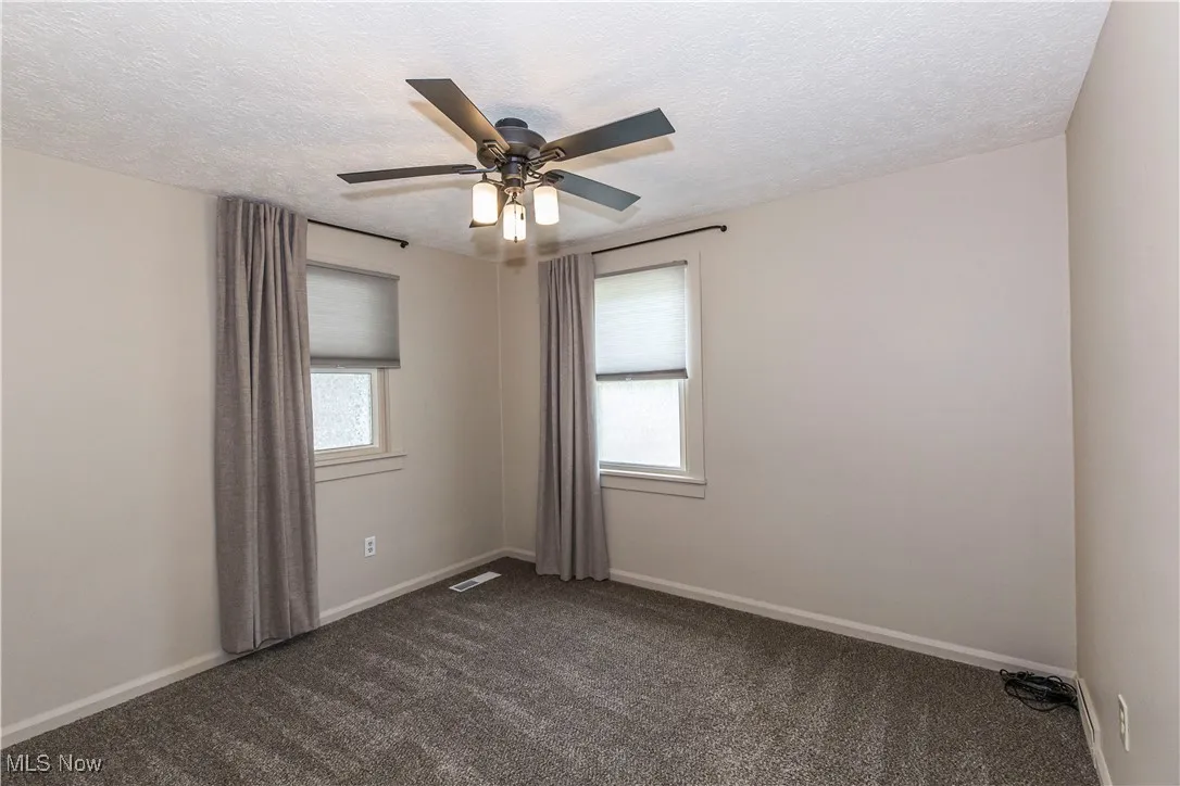bedroom with carpet
