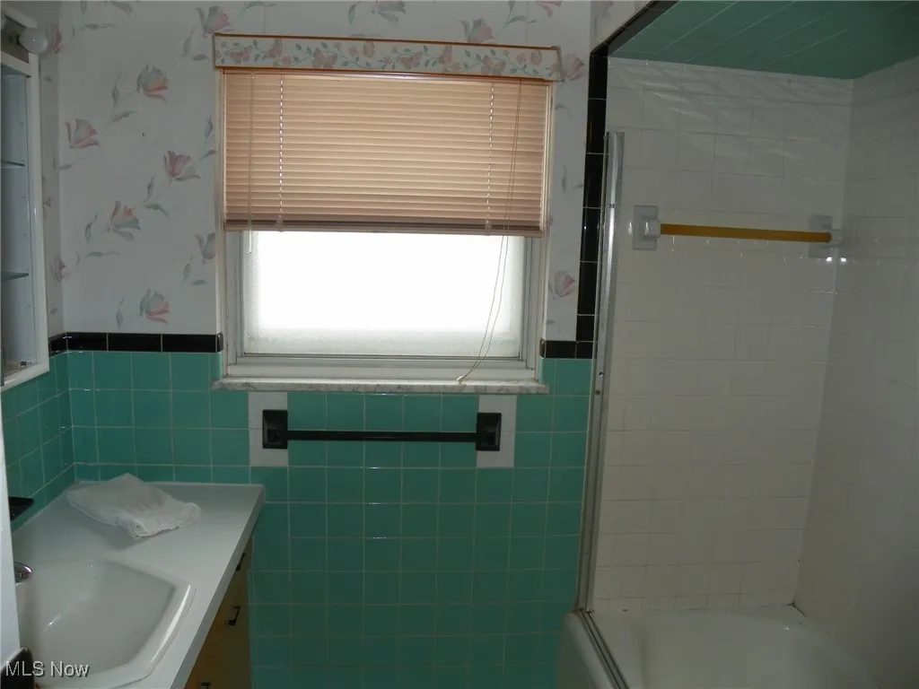 4464 W 224th Street, Fairview Park, Ohio,MLS Now Listing ID