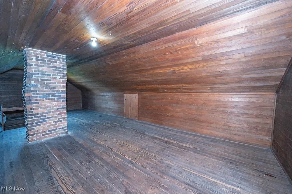 Walk up attic