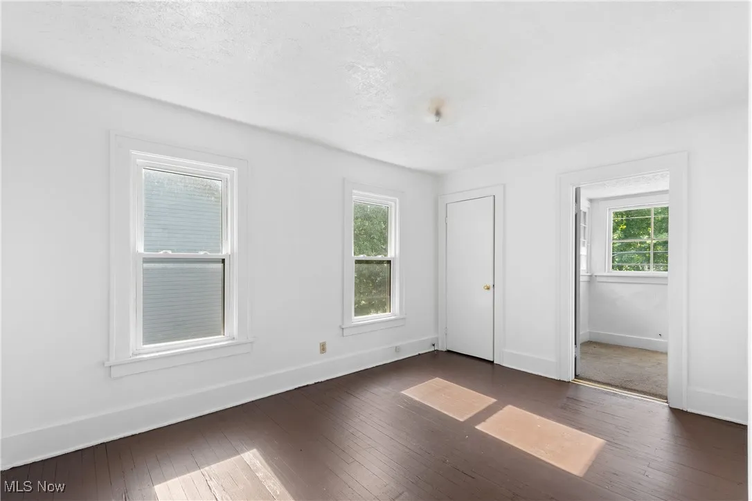 Master bedroom with attached front porch /bonus room