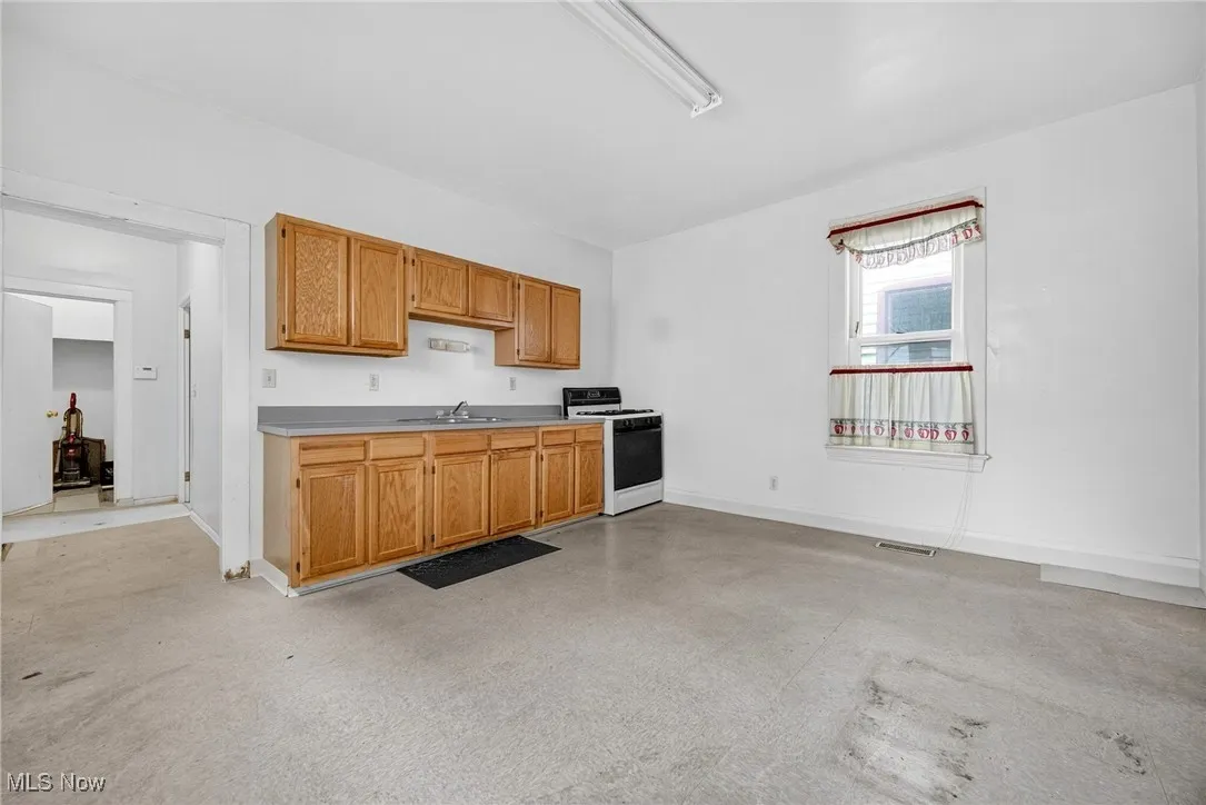 1852 W 47th Street, Cleveland, Ohio,MLS Now Listing ID