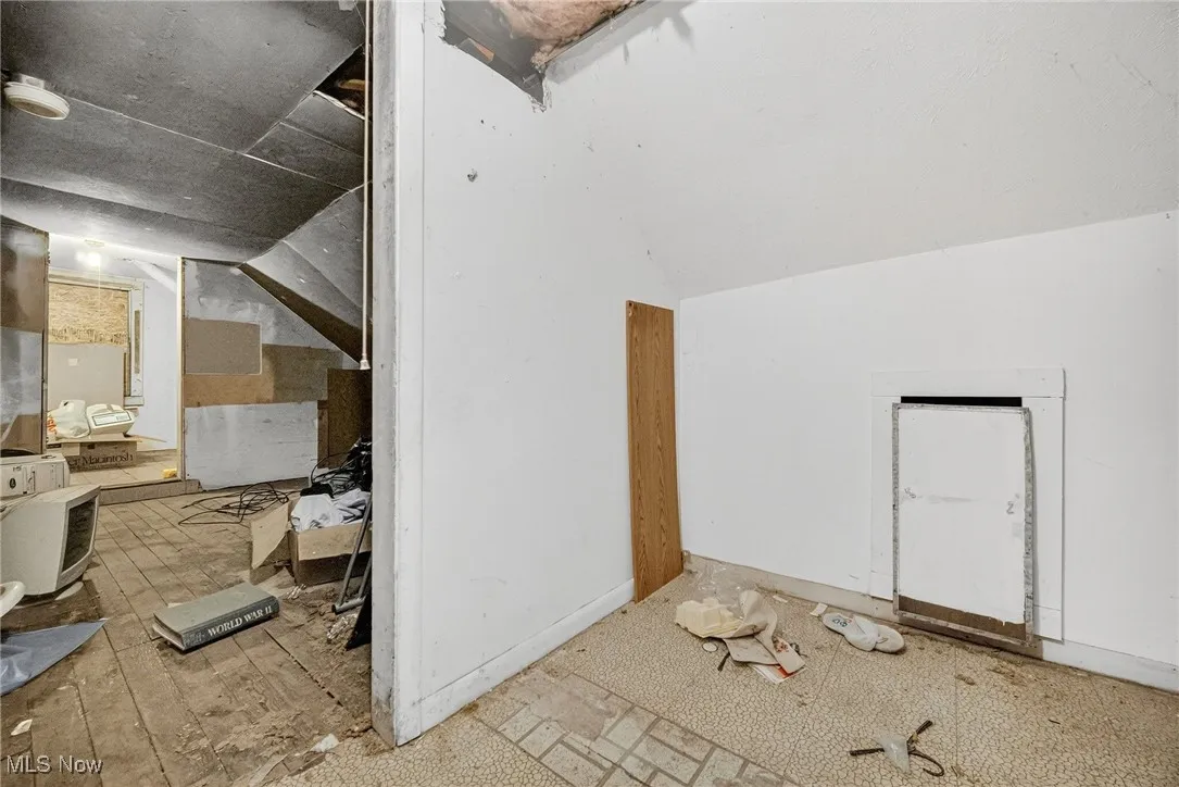 2nd floor unfinished space with untapped potential