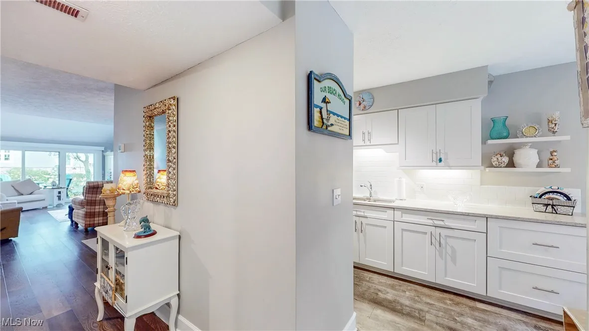 30105 Center Ridge Road # B, Westlake, Ohio,MLS Now Listing ID