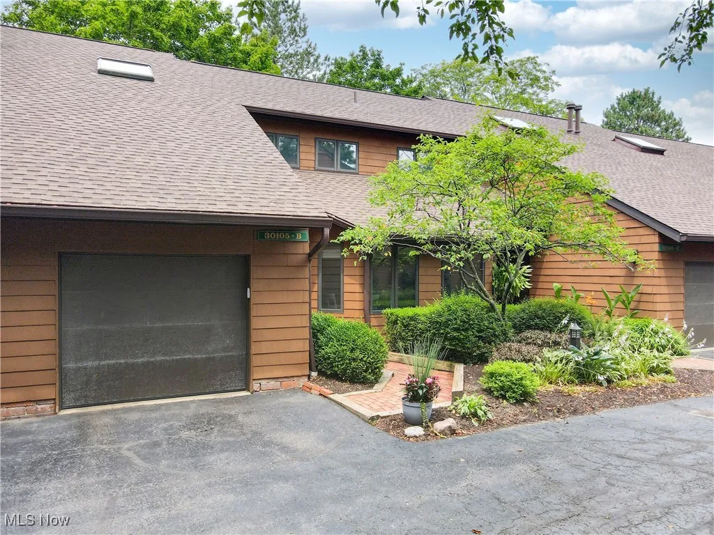 30105 Center Ridge Road # B, Westlake, Ohio,MLS Now Listing ID