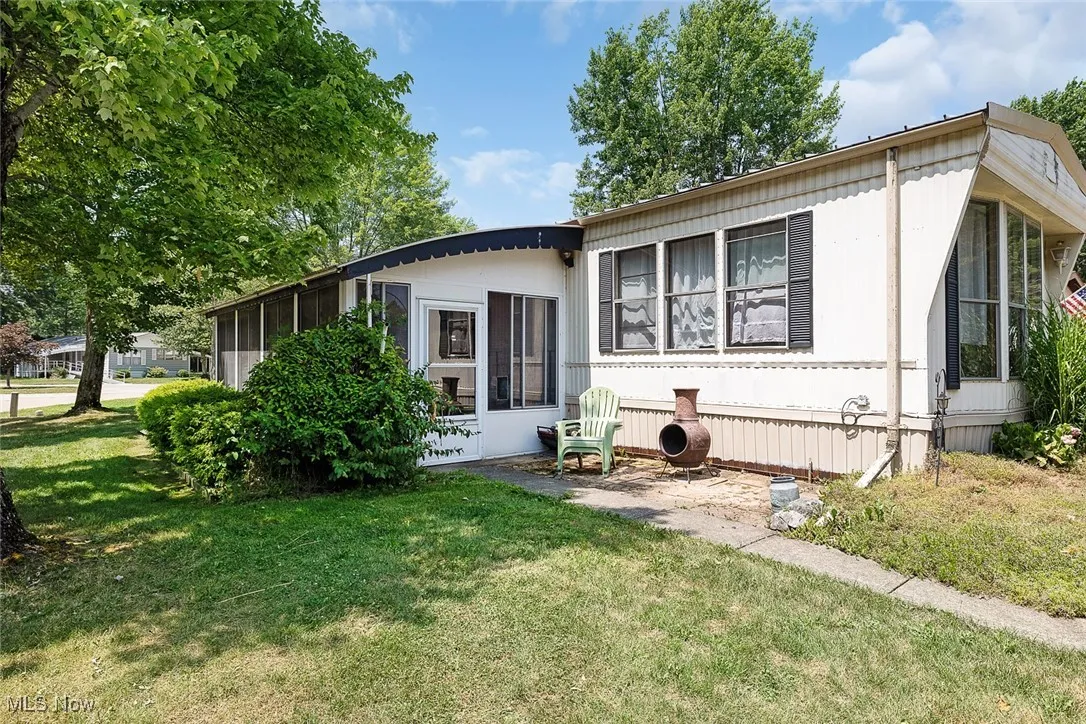 1 Overland Drive, Olmsted Twp, Ohio,MLS Now Listing ID