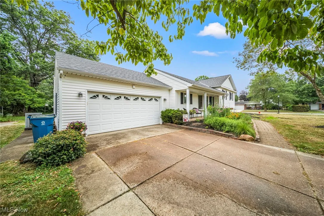 4292 W Bend Drive, Willoughby, Ohio,MLS Now Listing ID