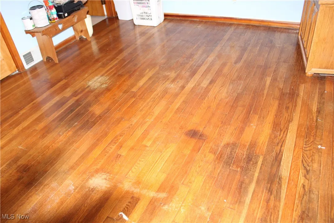 Detailed view of wood finished floors