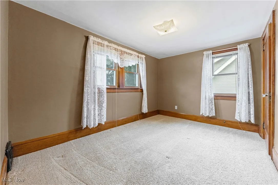 Spare room with carpet