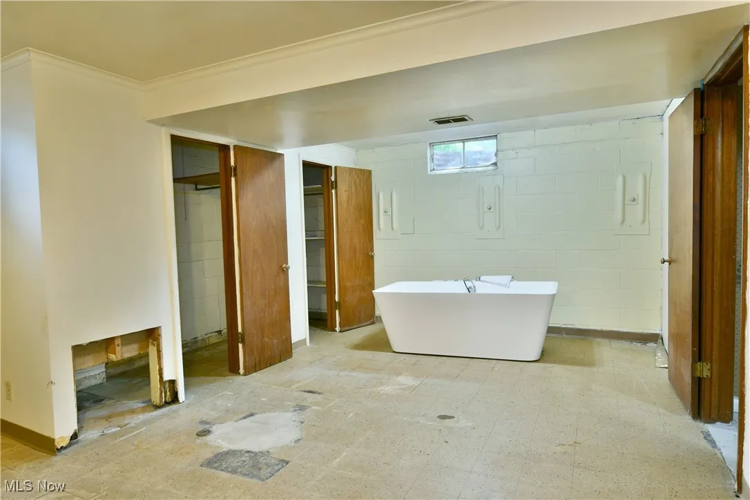 225 Sleepy Hollow Drive, Canfield, Ohio,MLS Now Listing ID