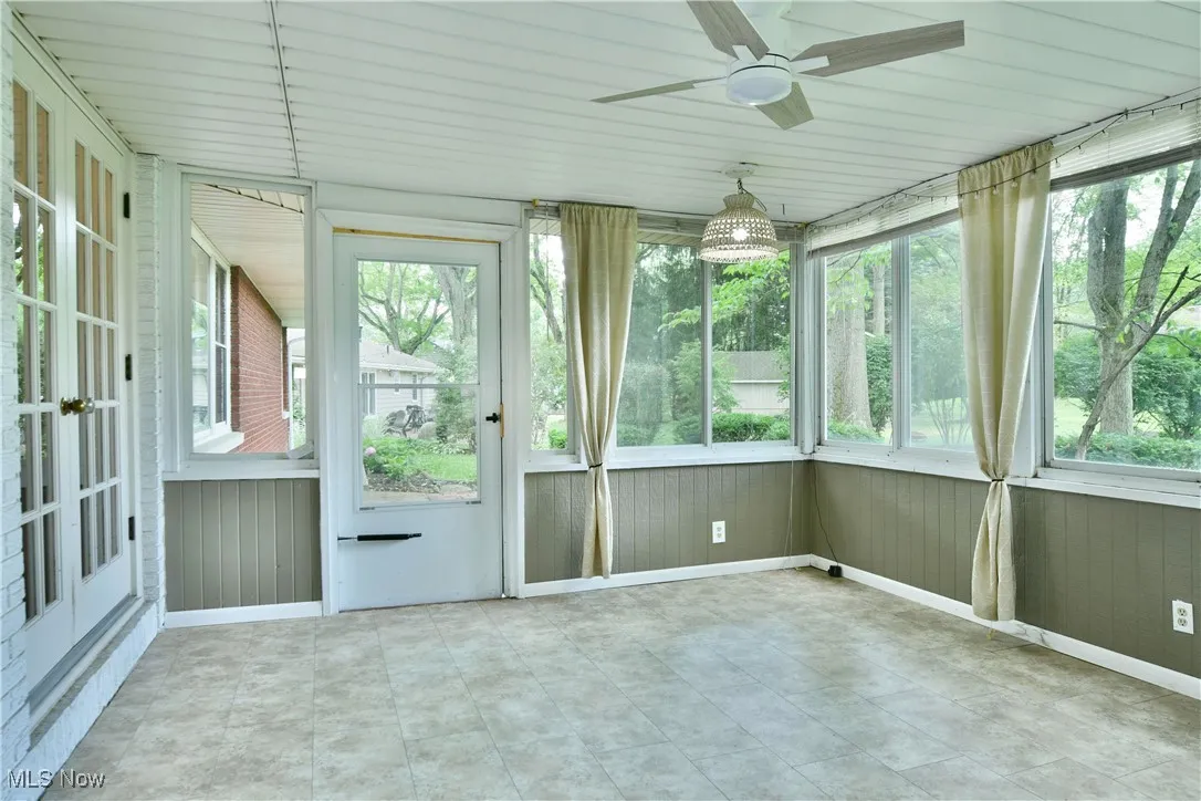 225 Sleepy Hollow Drive, Canfield, Ohio,MLS Now Listing ID