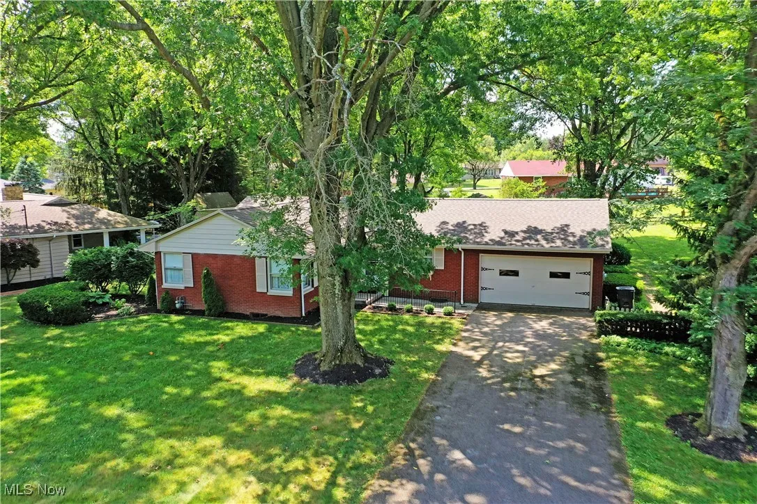 225 Sleepy Hollow Drive, Canfield, Ohio,MLS Now Listing ID