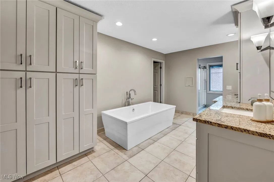465 Longspur Road, Highland Heights, Ohio,MLS Now Listing ID