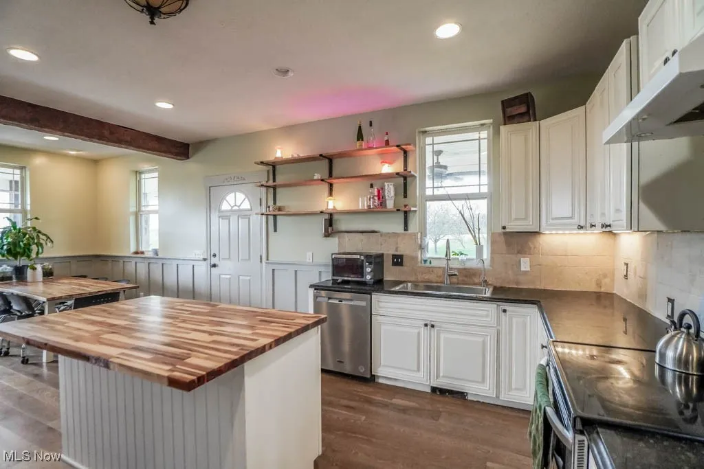 7841 State Street, Louisville, Ohio,MLS Now Listing ID