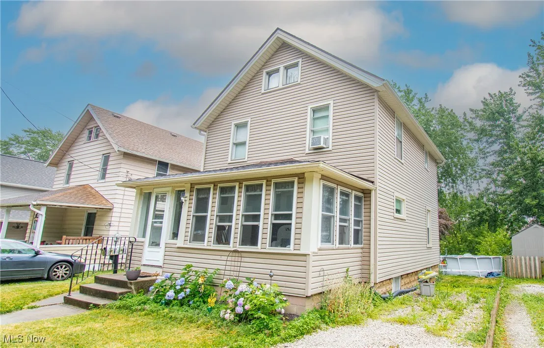 44 W Summit Street, Barberton, Ohio,MLS Now Listing ID