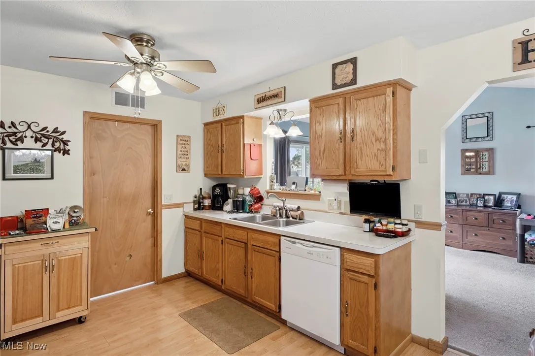 918 E 349th Street, Eastlake, Ohio,MLS Now Listing ID