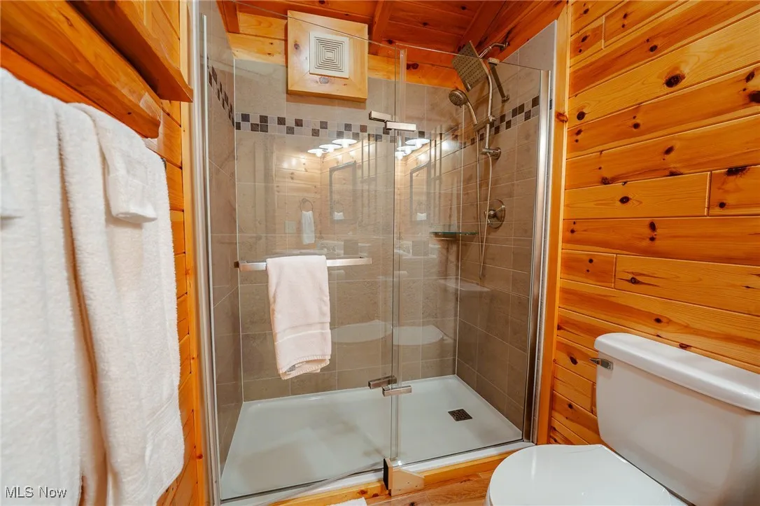 4343 Oak Ridge Road, Sugarcreek, Ohio,MLS Now Listing ID