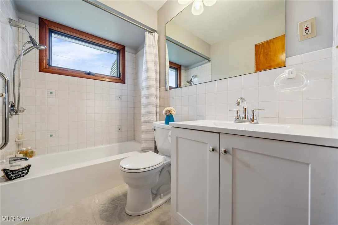 Main Bath