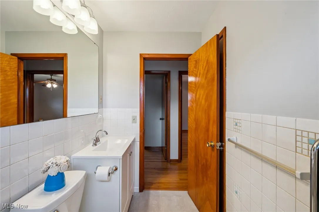 Main Bath