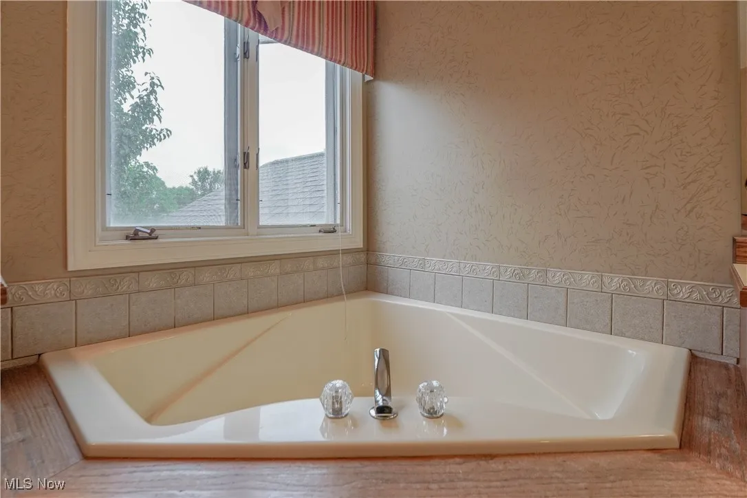 3359 Churchill Downs, Stow, Ohio,MLS Now Listing ID