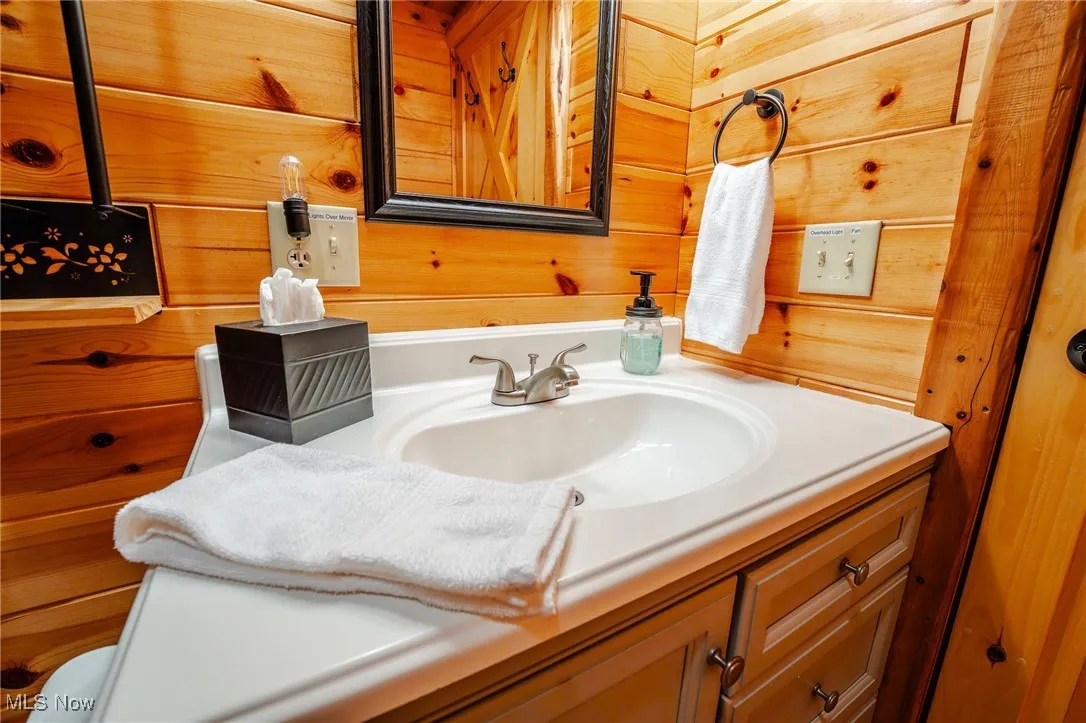 4343 Oak Ridge Road, Sugarcreek, Ohio,MLS Now Listing ID