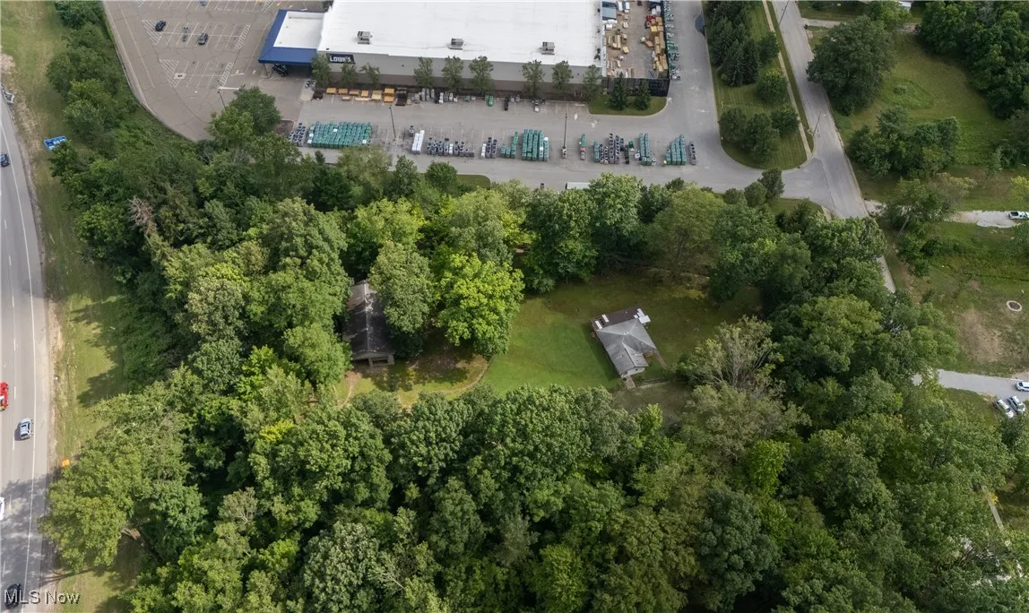 Aerial overview of property's location