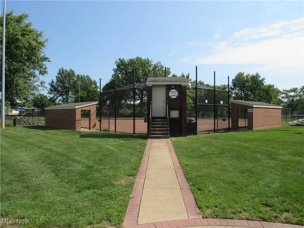 6724 Benedict Drive, Middleburg Heights, Ohio,MLS Now Listing ID