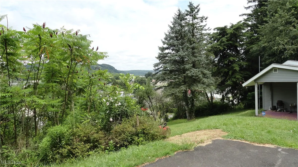 108 Linger Drive, Chester, West Virginia,MLS Now Listing ID