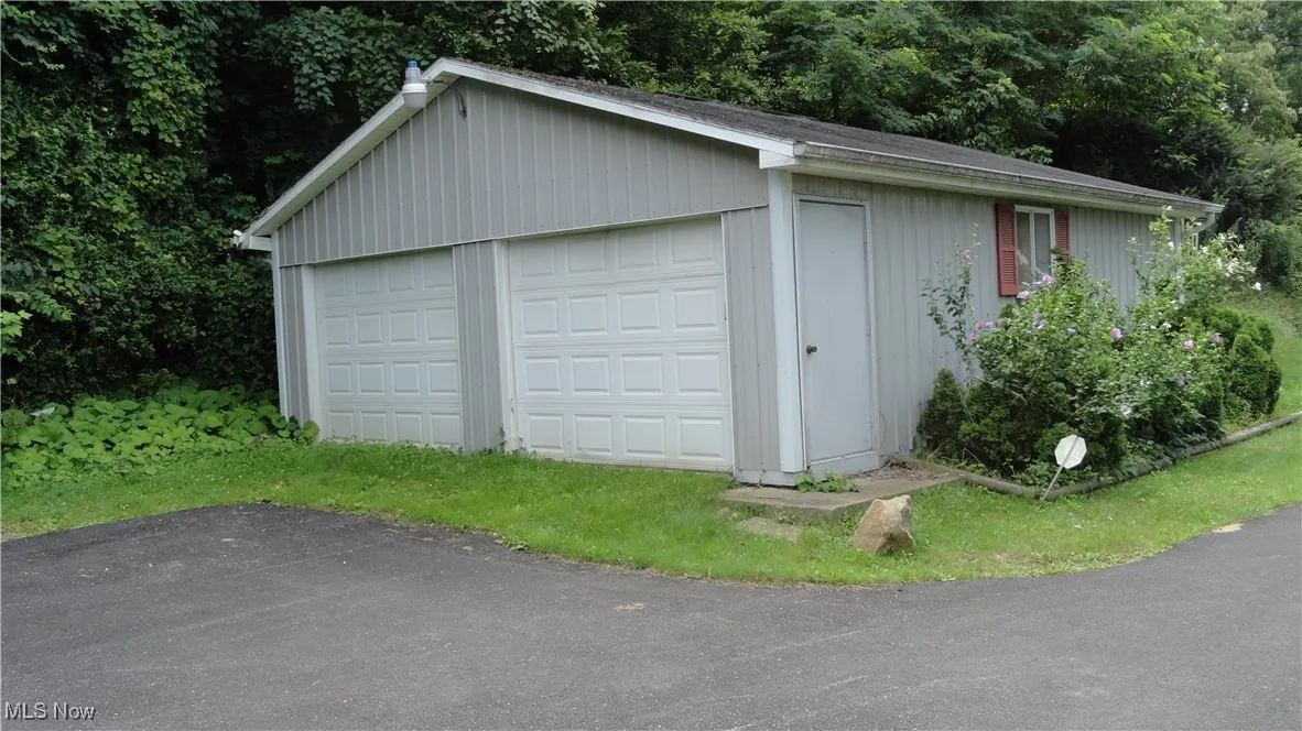 108 Linger Drive, Chester, West Virginia,MLS Now Listing ID