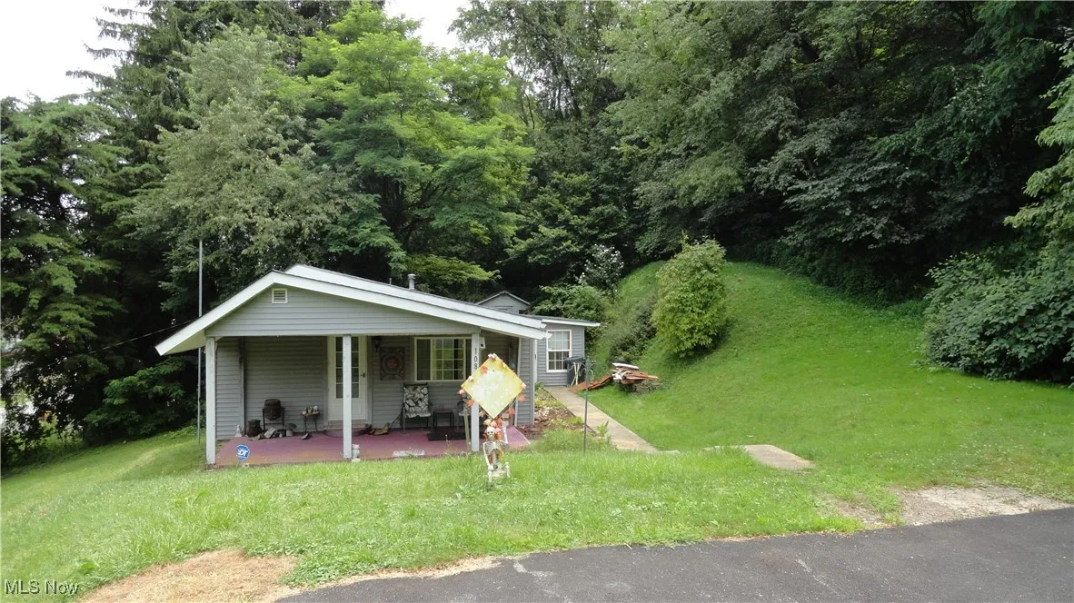 108 Linger Drive, Chester, West Virginia,MLS Now Listing ID