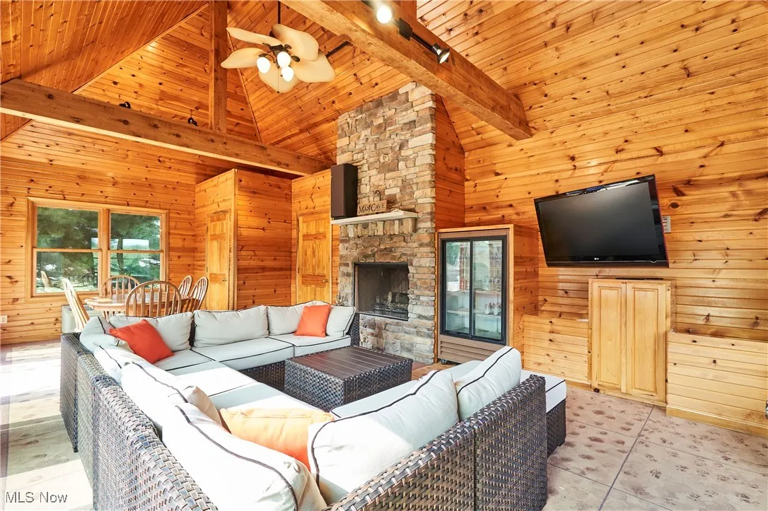 Pool House