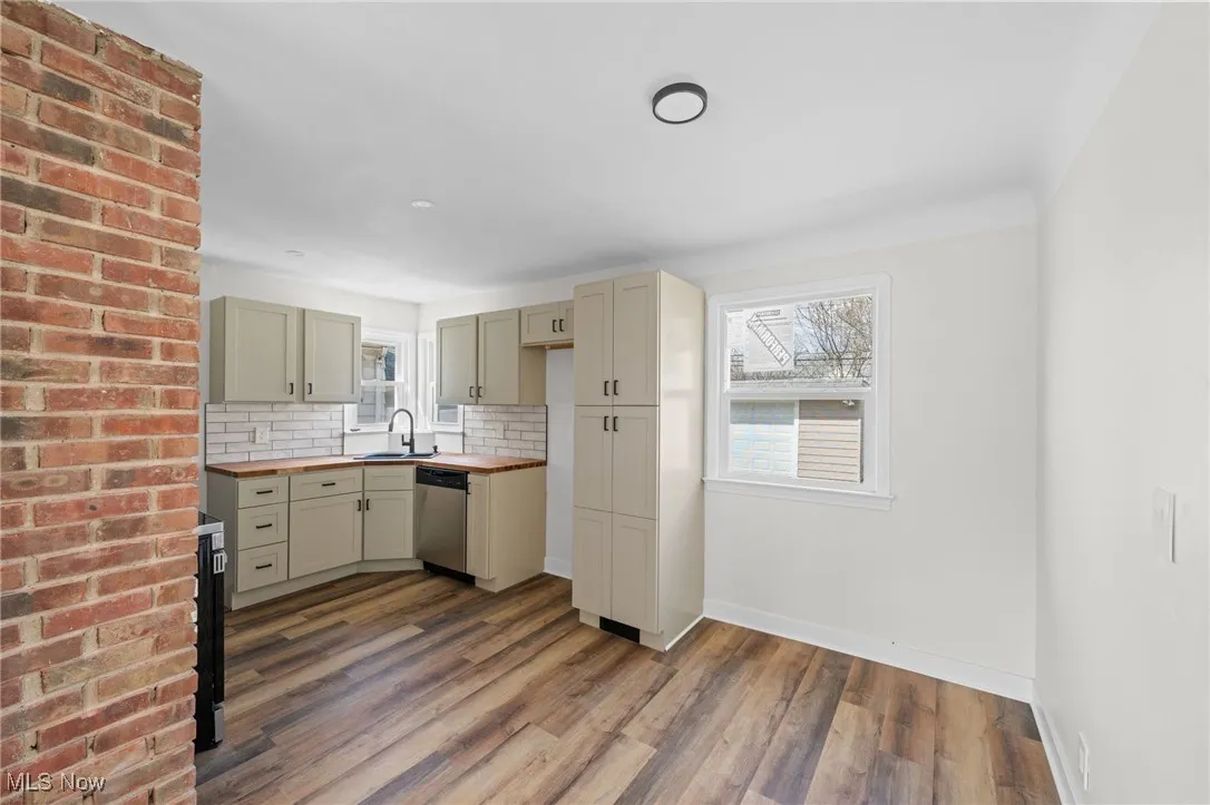 18113 Mapleboro Avenue, Maple Heights, Ohio,MLS Now Listing ID